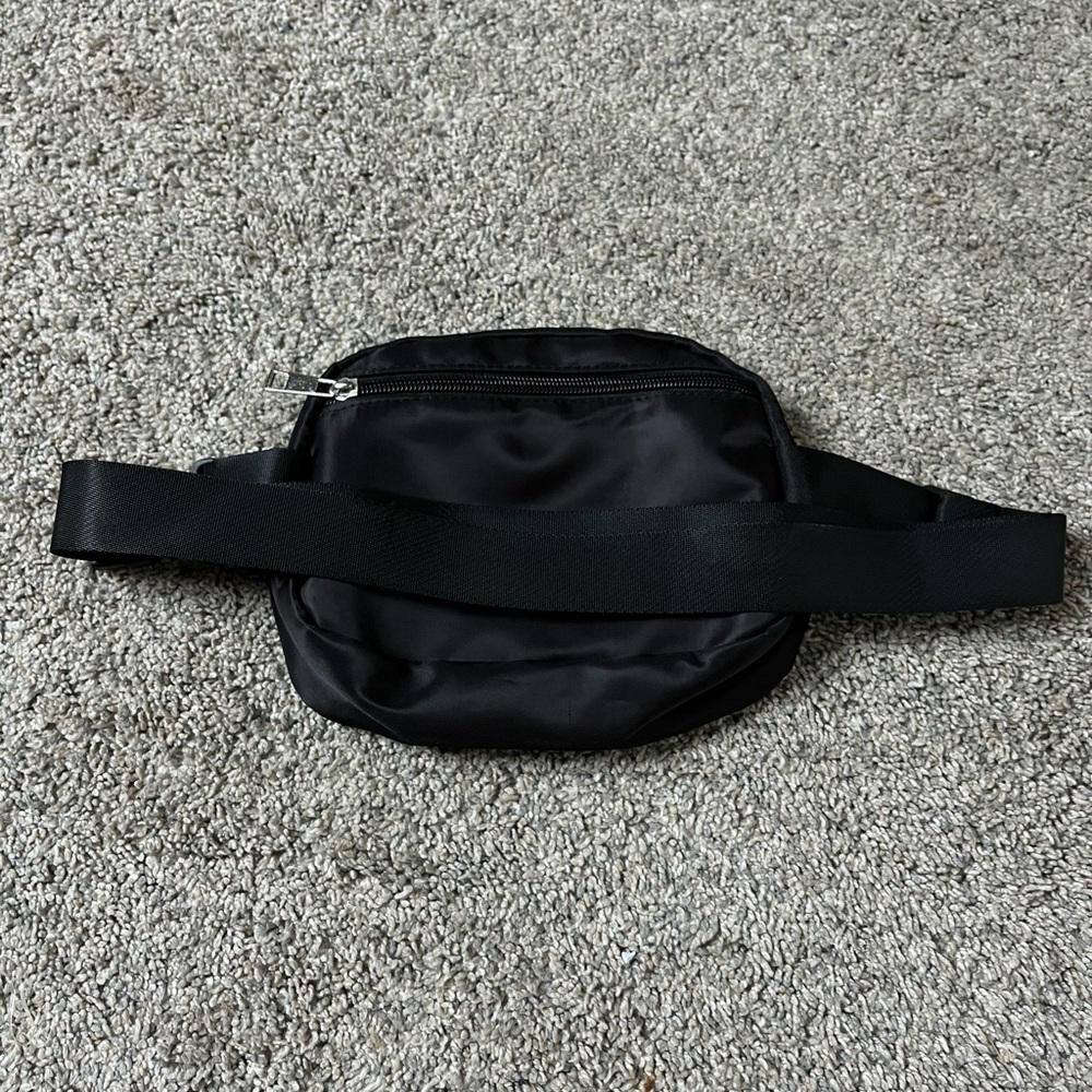Amazon belt bag